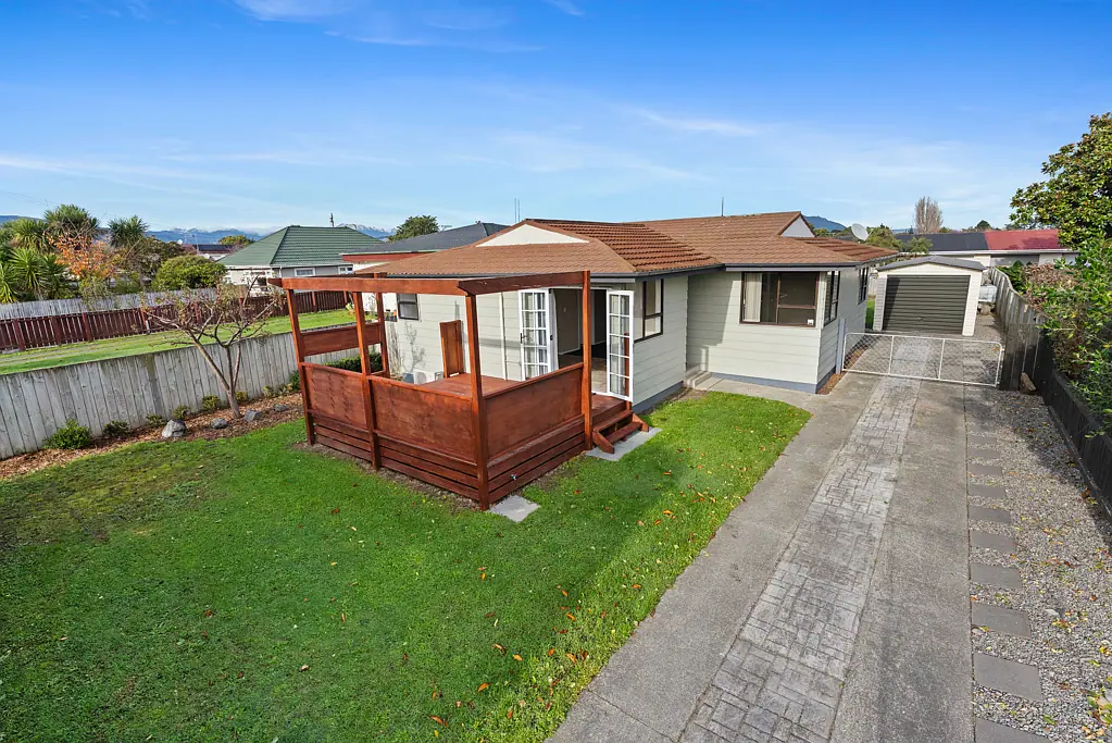 Otaki 3chambre TIDY, SUNNY, CENTRAL!