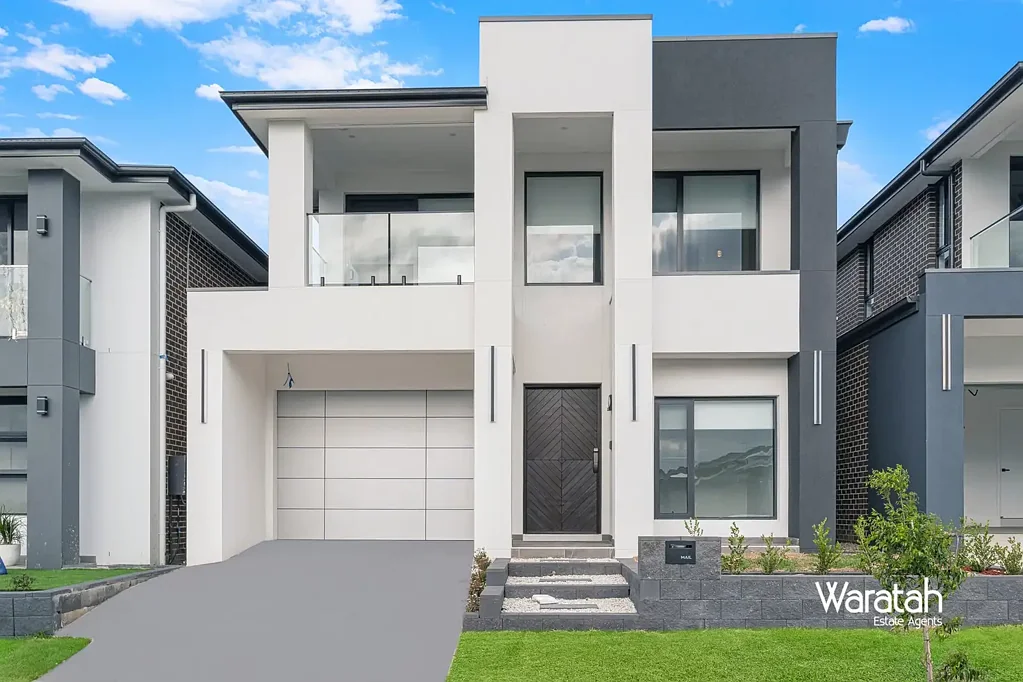Beautiful 5 Bedroom Home!!