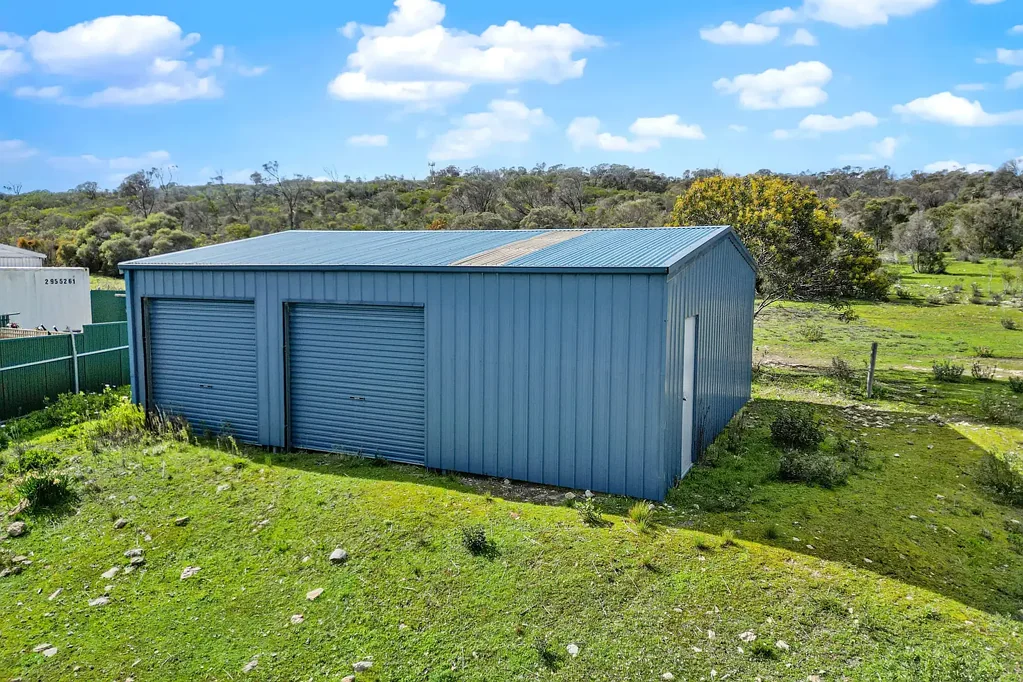 Coffin Bay Shed & Land - Ready for you in Coffin Bay