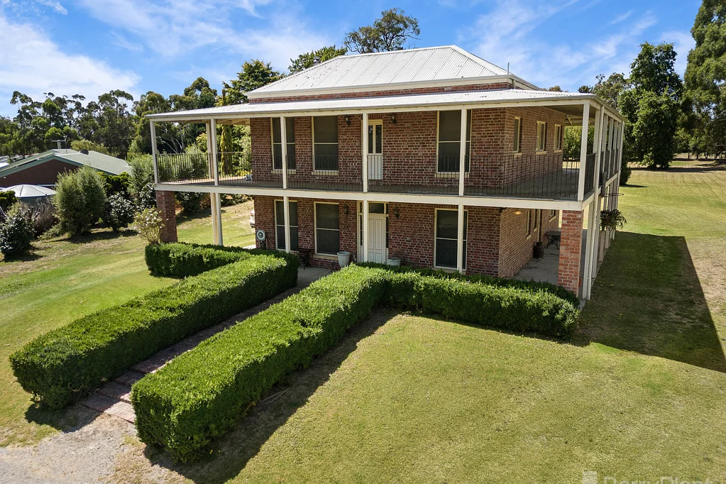 Bunyip 4Habitaciones LIFESTYLE LIVING AT ITS BEST!