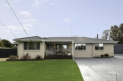 Bundoora 4ਬੈੱਡਰੂਮ Space, Style & Serenity in a Beautiful Court