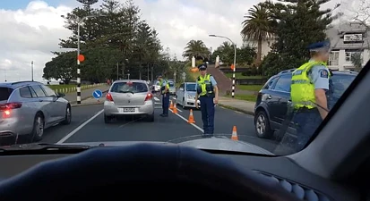 临检时做这事竟遭警察罚款，奥克兰司机直喊冤枉！