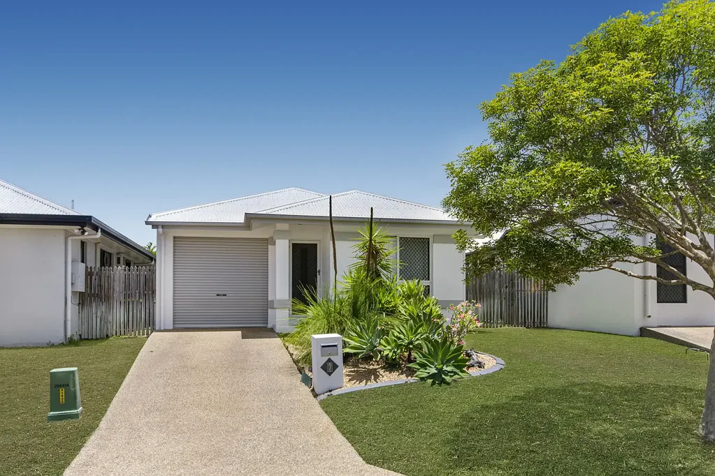 Stylish low-maintenance living in a prime location