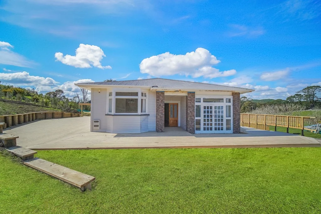 Rural spacious, four bedroom, family home!