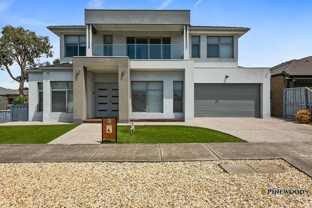 5 bedrooms plus study and 4.5 bathrooms, 3 generous size living areas