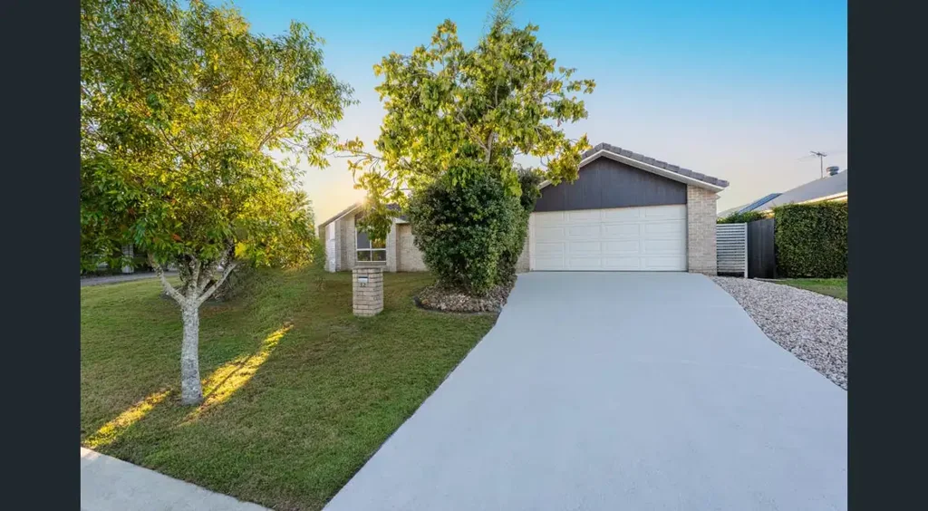Modern 4-Bedroom Home in Quiet Cul-de-Sac
