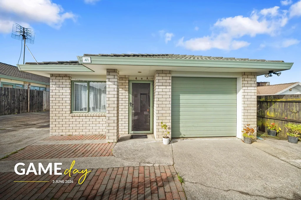 Clendon Park 3ห้องนอน OWNERS WANT TO MOVE! NEED TO SELL!