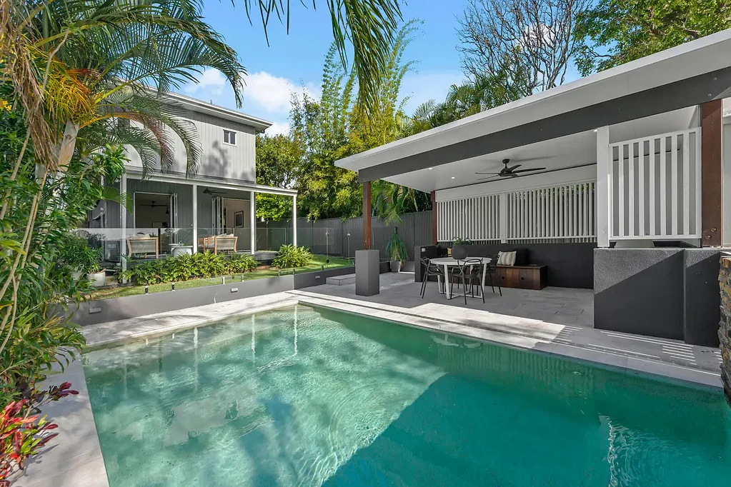 Bulimba 5બેડરૂમ Contemporary living in future riverside precinct