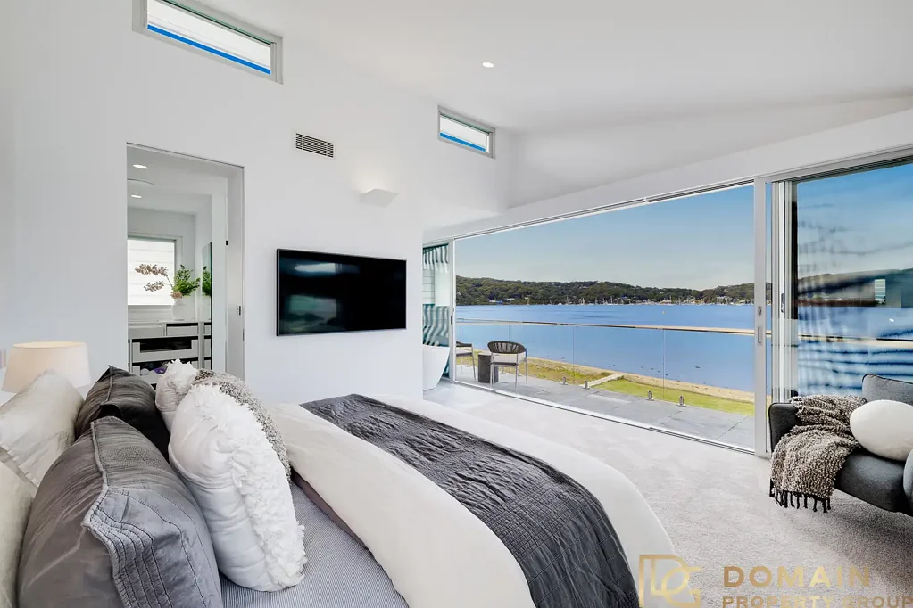 Booker Bay 5ห้องนอน Direct Beachfront Bliss in Booker Bay