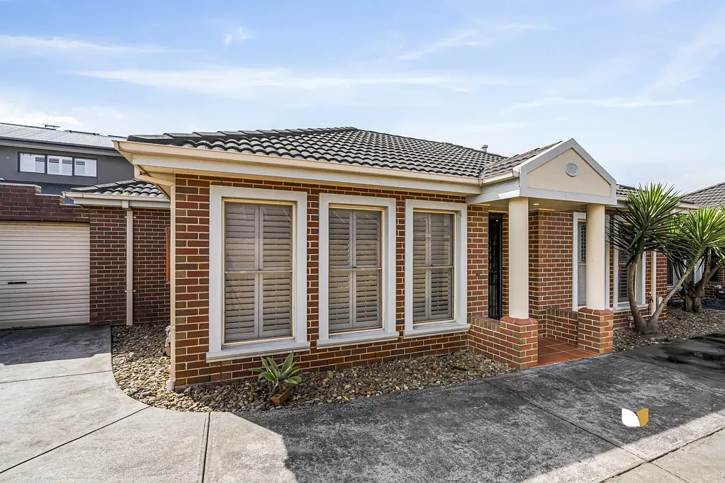 Airport West 2房  Easy Villa Lifestyle in Airport West’s Best Pocket
