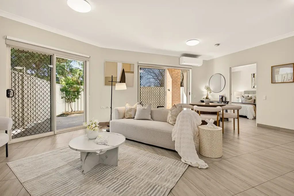 Holroyd 2Moenga The Perfect Blend of Indoor & Outdoor Living