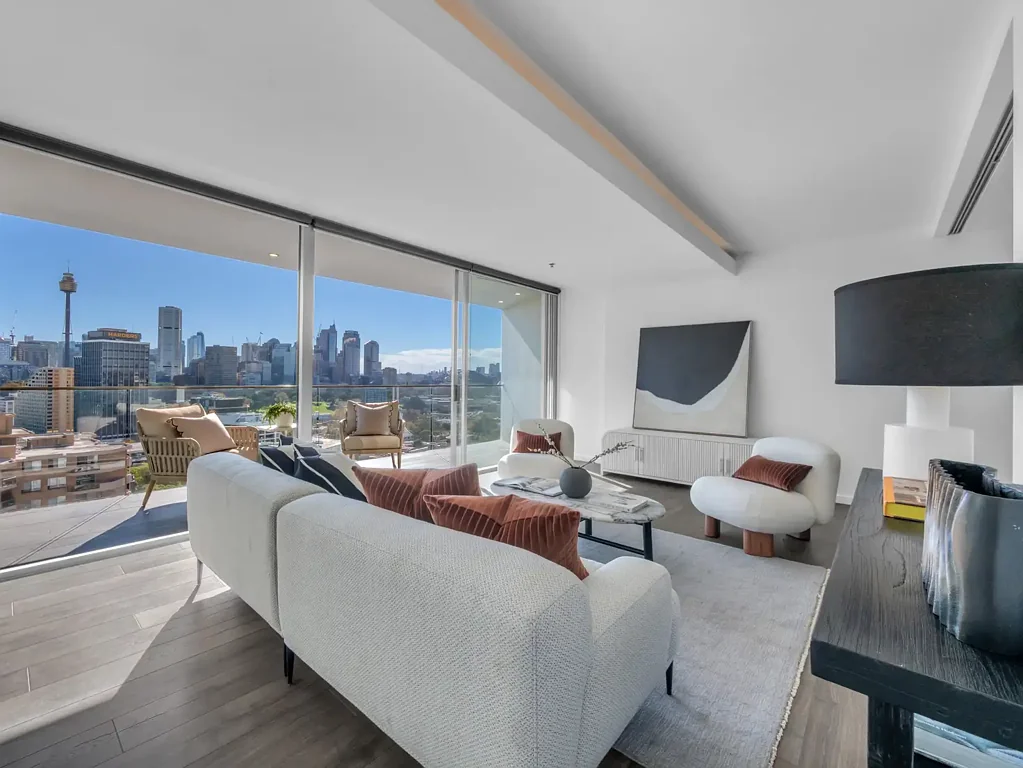 Darlinghurst 2Moenga Prestigious sky house residence of voluminous scale & iconic Sydney Harbour panoramas