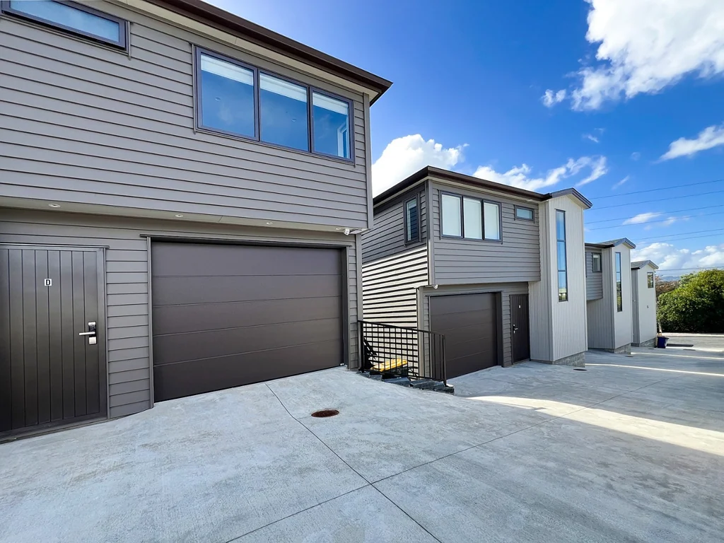 46A Tiroroa Avenue, Te Atatu South