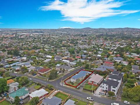 When New Lynn meets Grey Lynn!