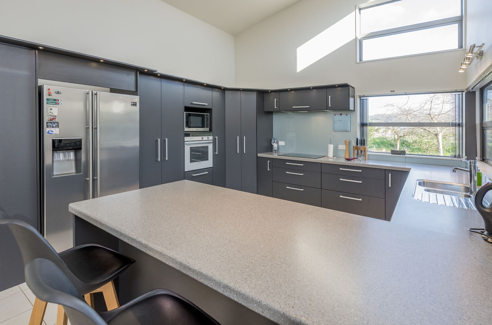 77 Waikawa Beach Road, Manakau, Horowhenua, 3 phòng ngủ, 2 phòng tắm