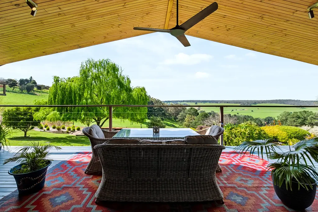Kangaroo Gully 2બેડરૂમ Idyllic Hillside Sanctuary with Endless Vistas