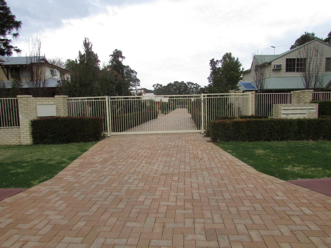 UNIT 3 35A WOODLOES ST, CANNINGTON WA 6107, 0 habitaciones, 0 baños, Unspecified