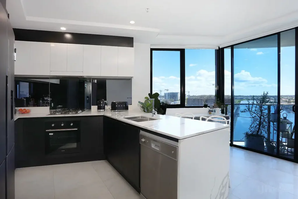 5601/5 Harbour Side Court, Biggera Waters, QLD 4216