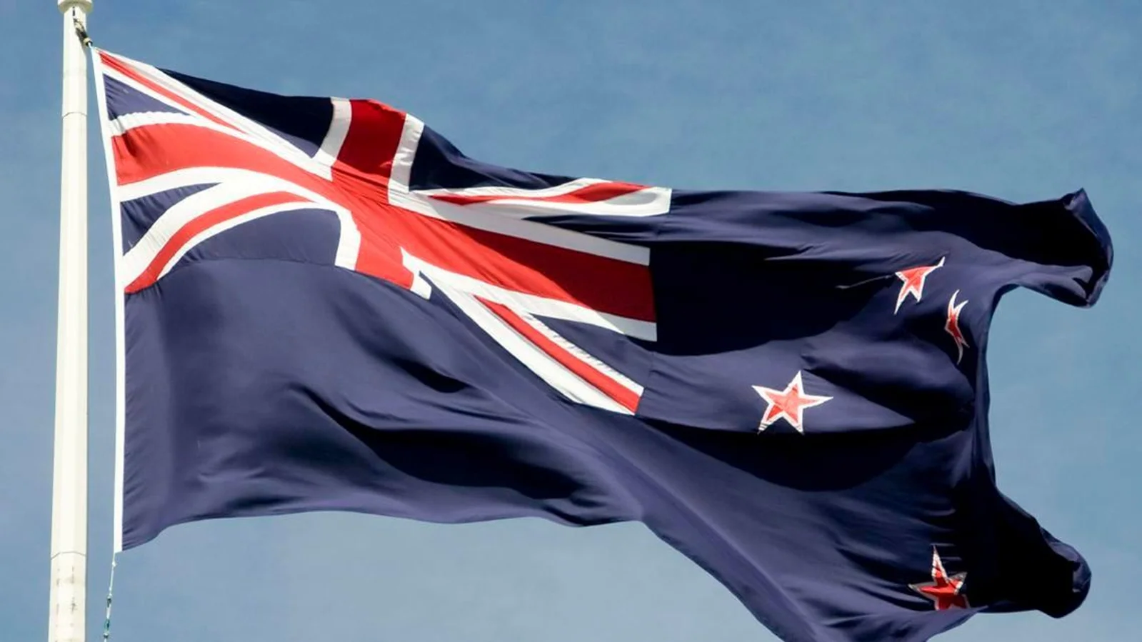 新西兰总理今日宣布，到2022年，所有学校都将教授新西兰历史！