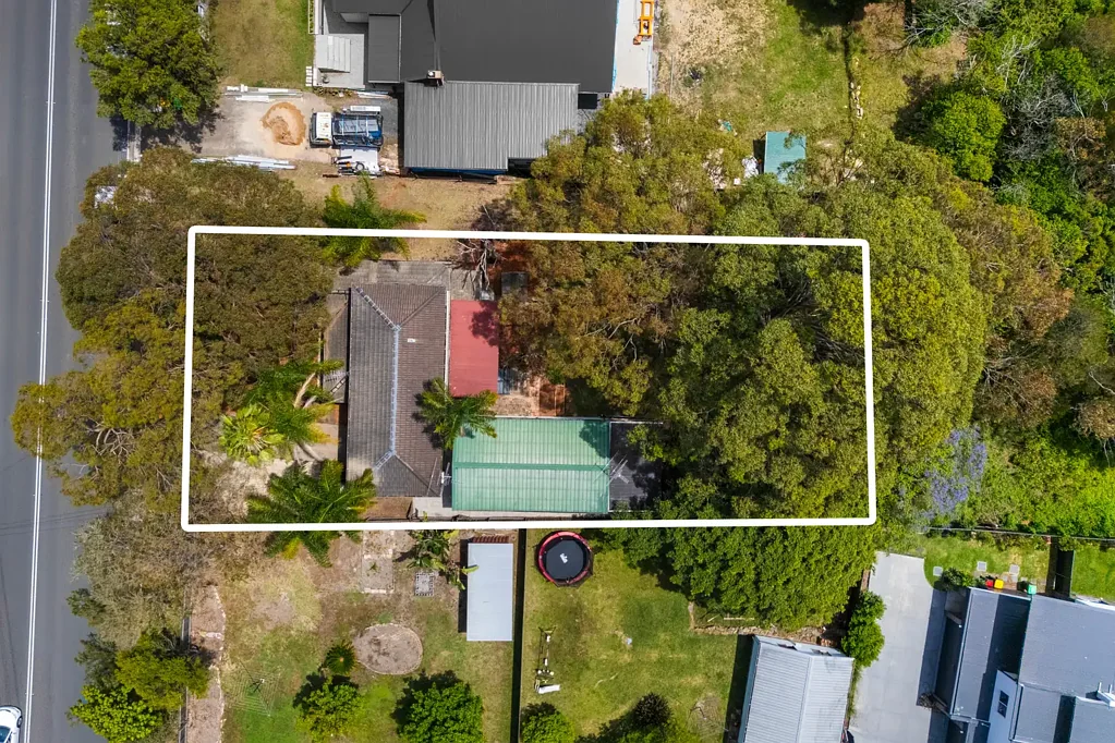 Engadine 4Zimmer Family Home with Prime Investment and Development Potential