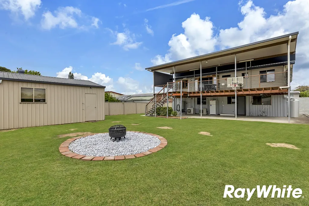 Eastern Heights 3Habitaciones Exceptional Family Retreat with Dual Entertaining and Shed