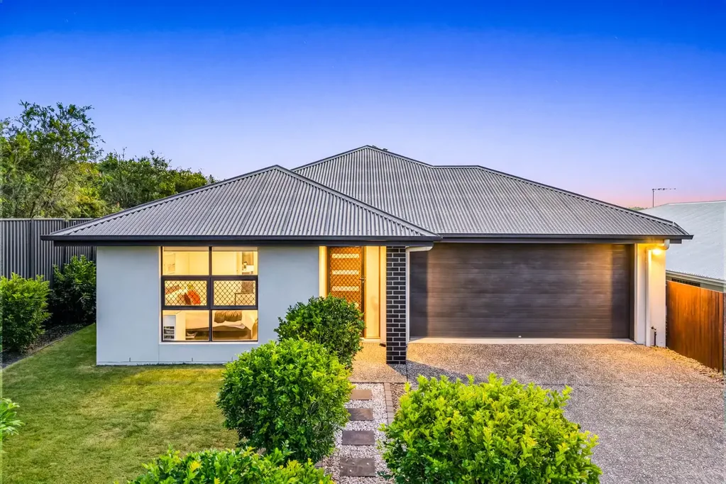 2 Kincraig Circuit, Spring Mountain, QLD 4300