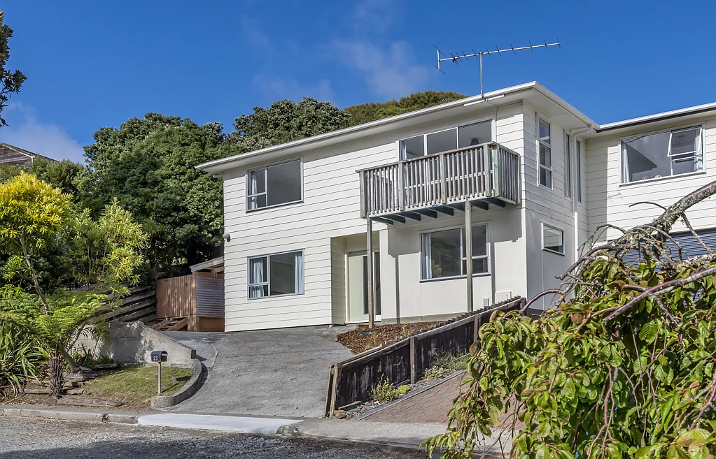 25 Yarrow Place, Papakowhai, Porirua, Wellington
