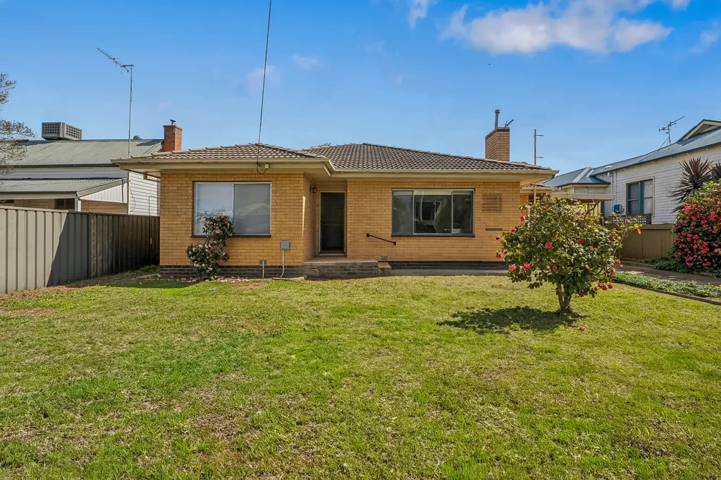 Mooroopna 3ਬੈੱਡਰੂਮ Renovated inside - nothing more to do
