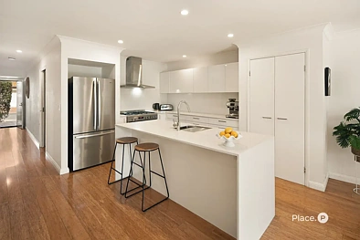 30/101 Coutts Street, Bulimba, QLD 4171, 3房, 2浴, Townhouse