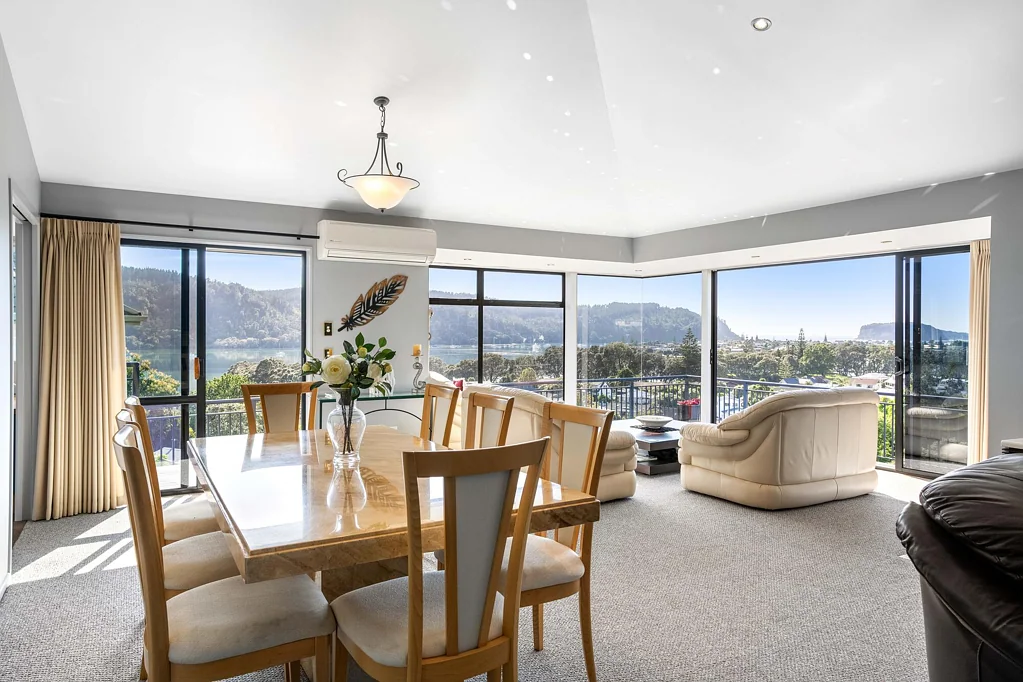 Whangamata 4 Bedroom Views that steal the show