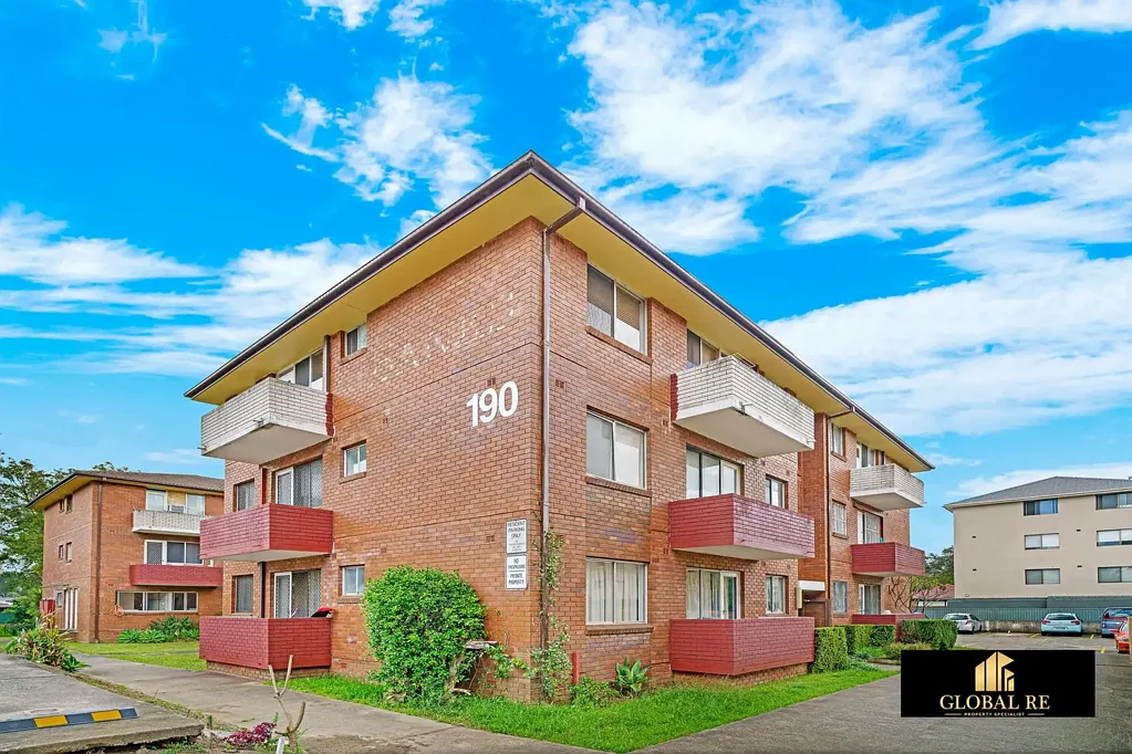 13/190 Sandal Cres, Carramar, NSW 2163