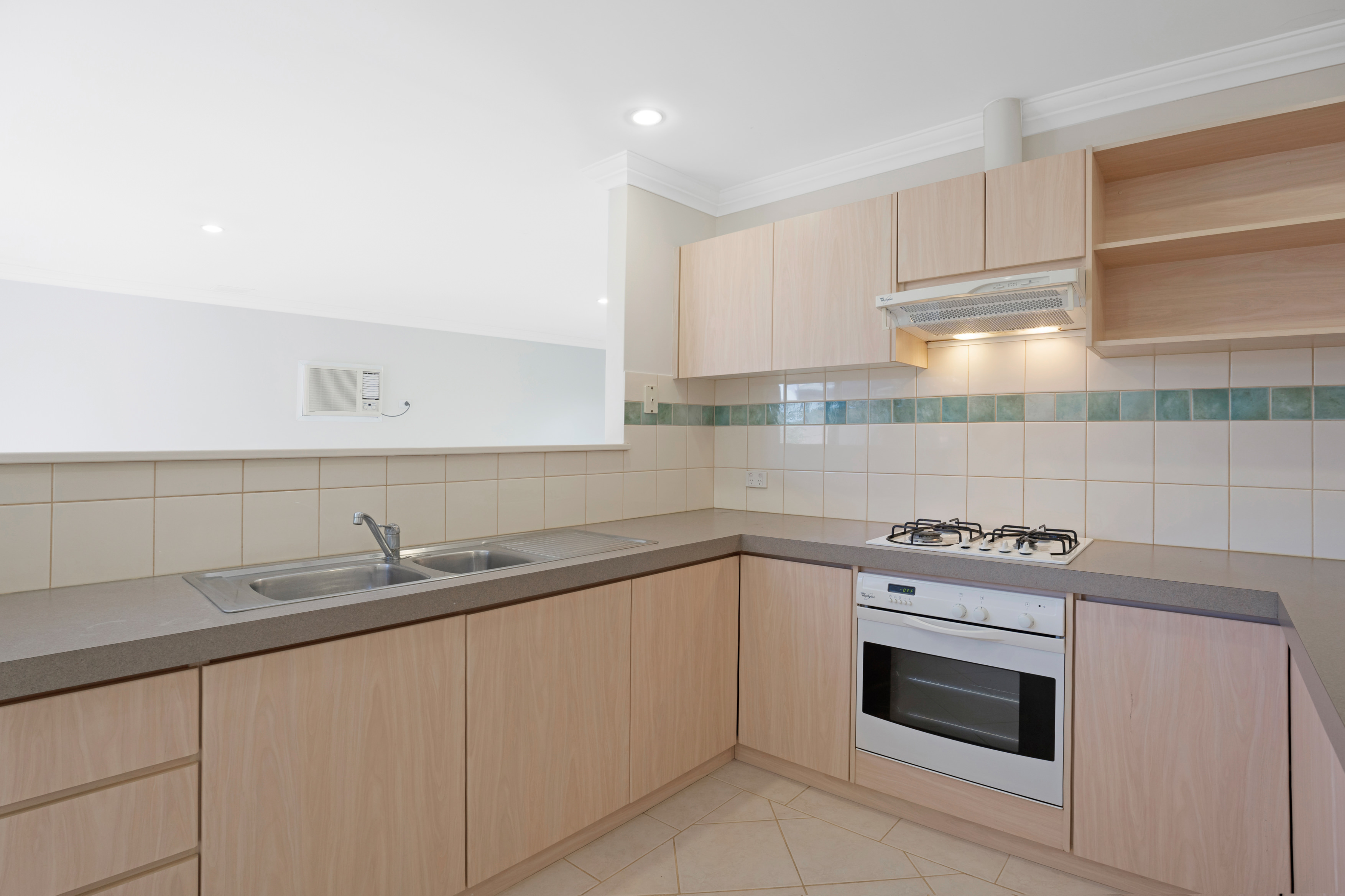 UNIT 2 96 ALEXANDER DR, DIANELLA WA 6059, 0房, 0浴, House