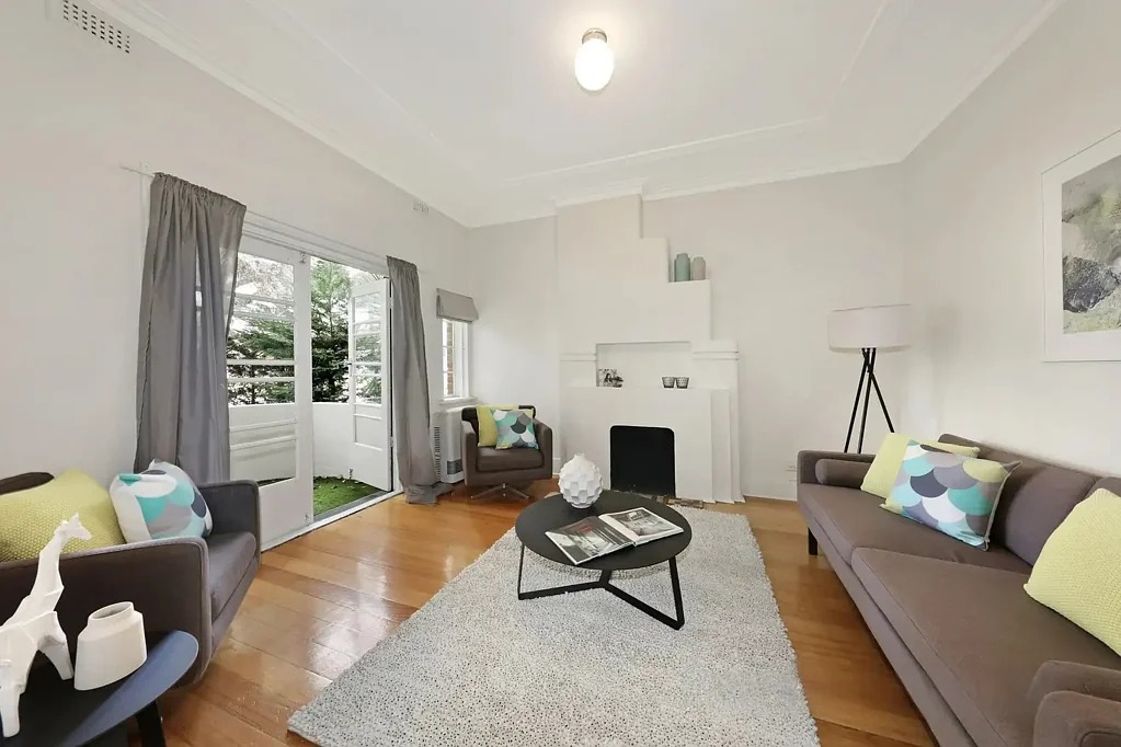 Combine Art Deco Appeal with Lifestyle Convenience!