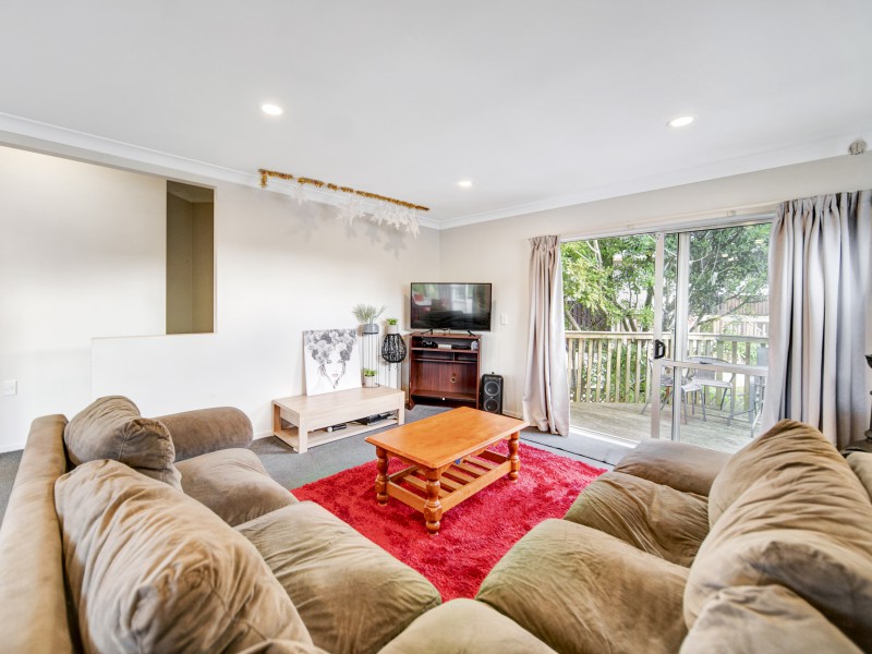 25a Mirrabooka Avenue, Botany Downs, Auckland - Manukau, 4 phòng ngủ, 0 phòng tắm