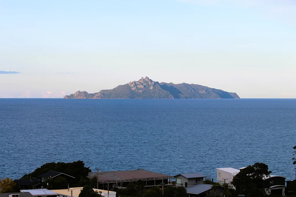 Langs Beach 4ਬੈੱਡਰੂਮ Stunning Views. Like a Show Home. Be quick