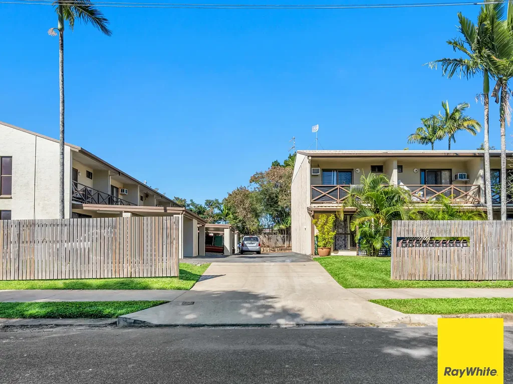1/17-19 Sandown Close, Woree, QLD 4868