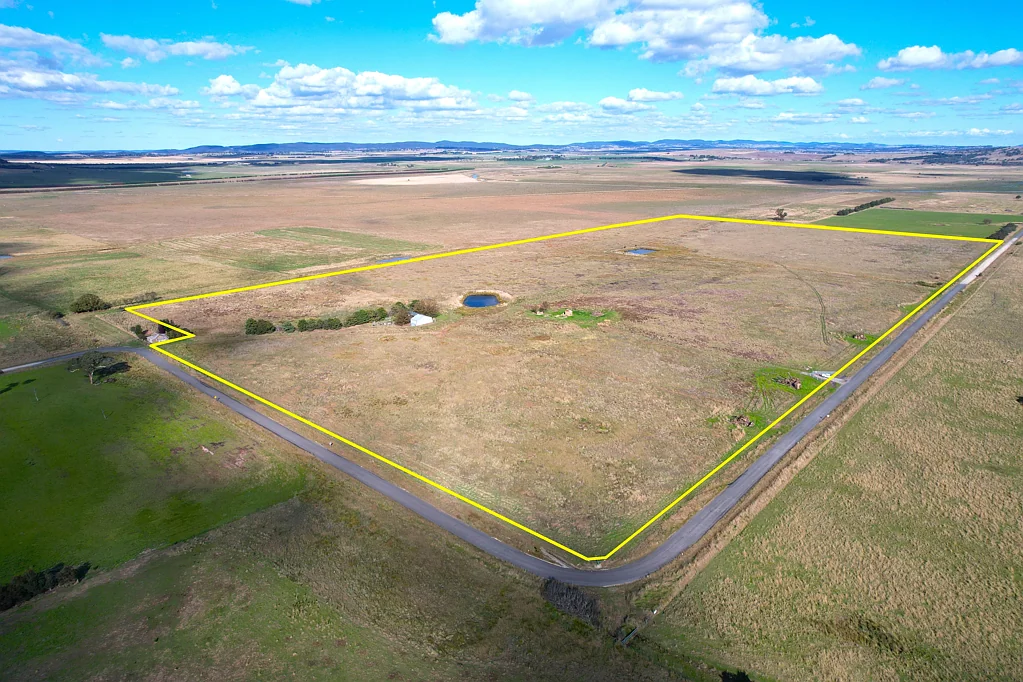 Goulburn Rare Find!