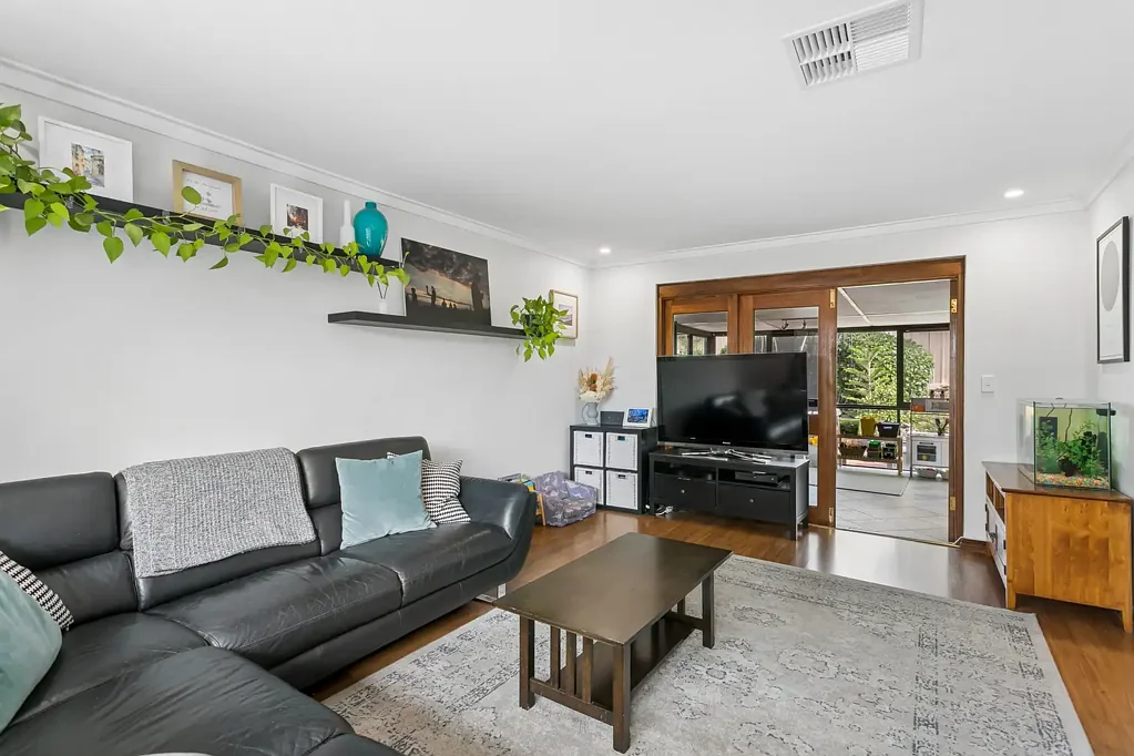 25 Cockman Road, Greenwood, WA 6024