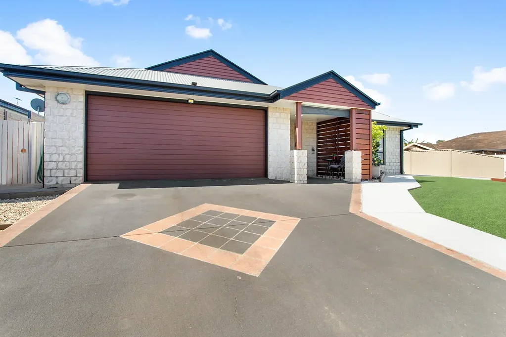 14 Amity Drive, Rothwell, QLD 4022