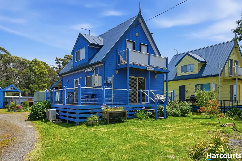 Greens Beach 2ਬੈੱਡਰੂਮ A timeless coastal retreat where romance, lifestyle, and location meet.
