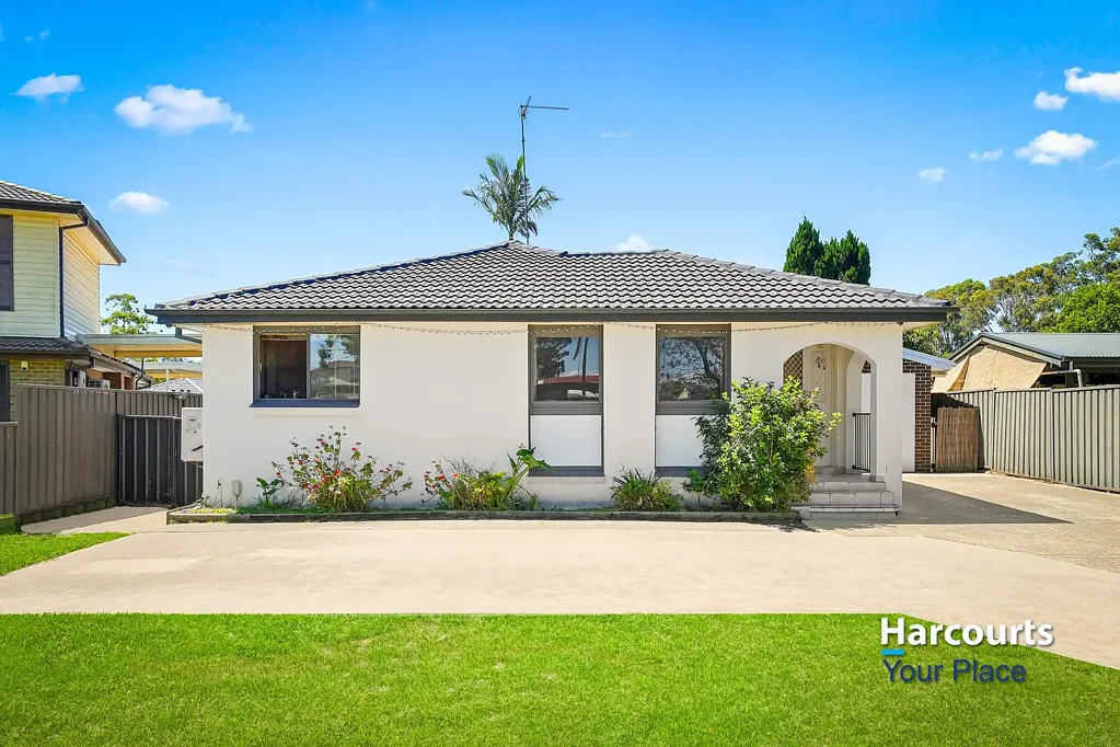 38 & 38A Alpine Circuit, St Clair, NSW 2759