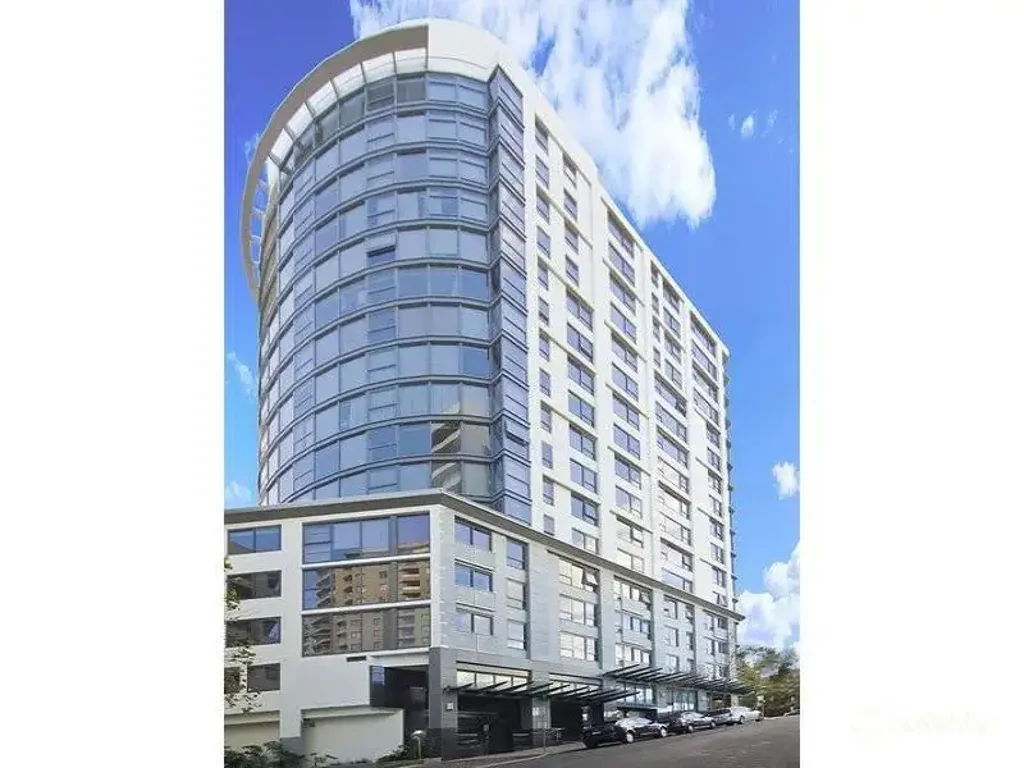 Prestigious Living in the Heart of Milsons Point