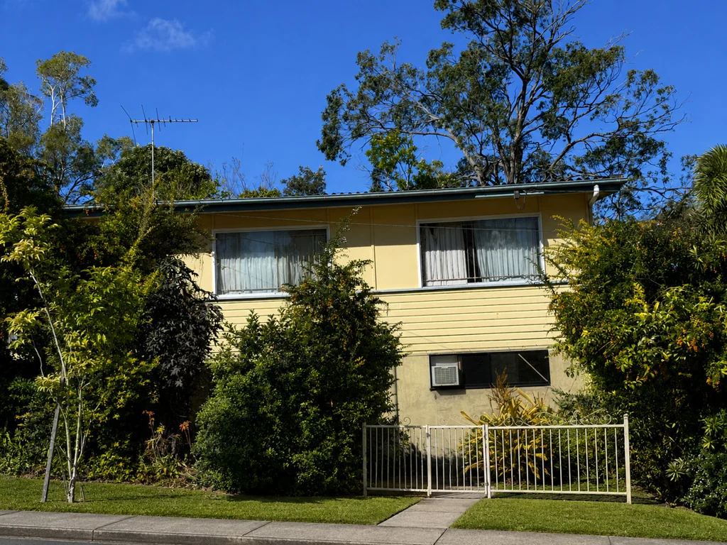 Ashgrove 3房 翻新、重塑，在 Ashgrove 黄金地段犒赏自己 Renovate, Reimagine and Reward Yourself in a Prime Ashgrove Location