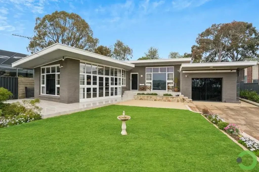 76 Hillcrest Drive, Eden Hills, SA 5050