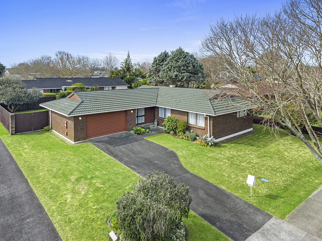 16 Donzella Place, Conifer Grove, Papakura, Auckland