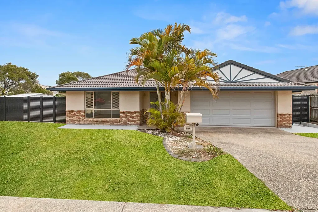 Spacious Family Home with Modern Amenities