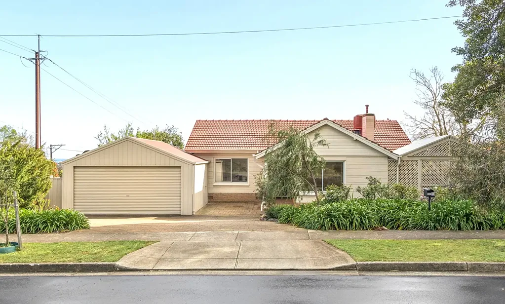 Seaview Downs 3Zimmer A Charming Home, Tranquil Living and Room to Grow!