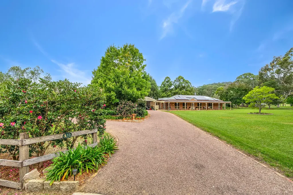 13 Brookfield Close, Jilliby, NSW 2259