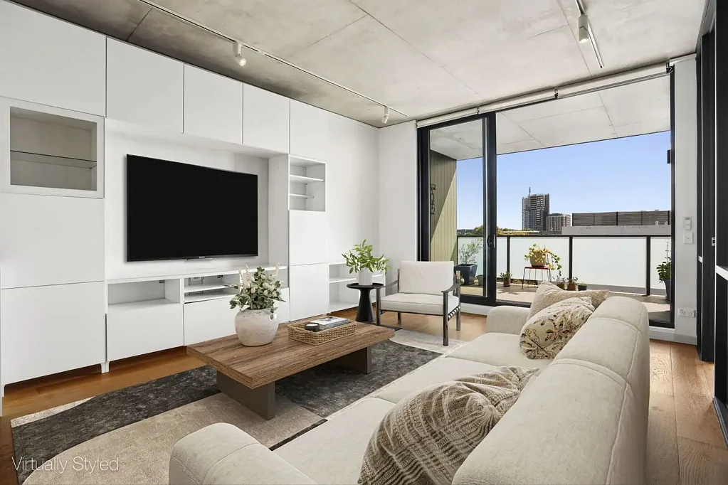 Waterloo 2 Bedroom North-Facing Apartment in Prestigious George & Allen Building