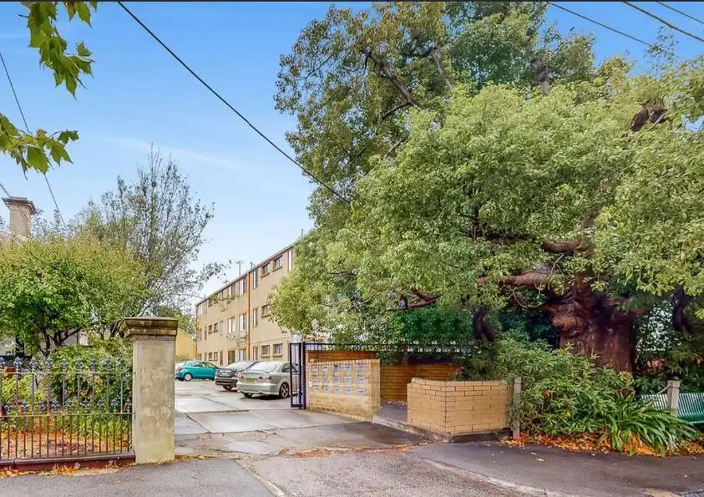 Moonee Ponds 1 Slaapkamer Blue-Chip Position. Proven Investment. Secure Income.